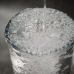 La temperatura exacta en la que el agua salada se congela